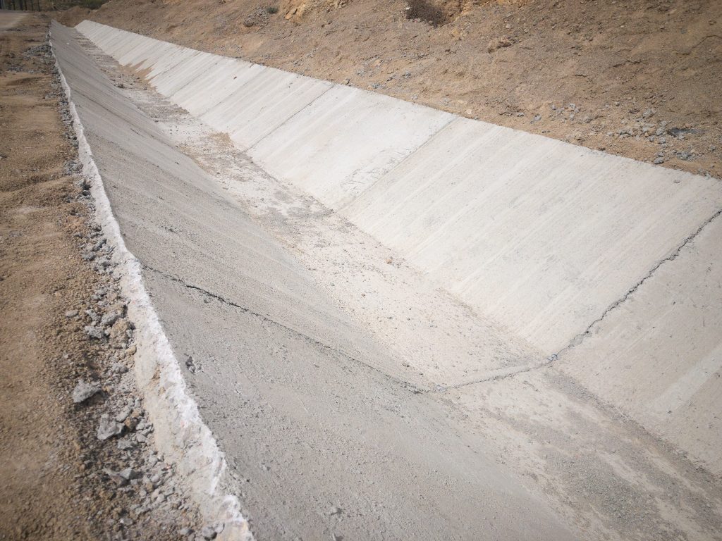 Japan contributed to the construction of 1,500m of irrigation and rainwater drainage canals in Bar Elias, Lebanon. (Shutterstock)