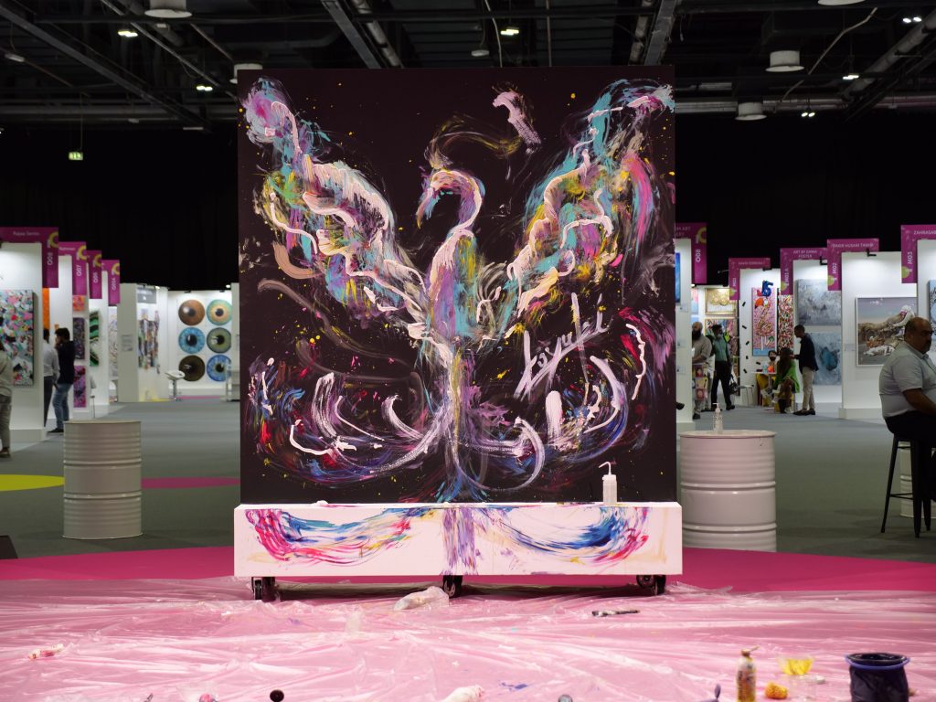 Koyuki created the ‘one of the kind technique’ where she uses out different kinds of sugar and make artworks with them. 