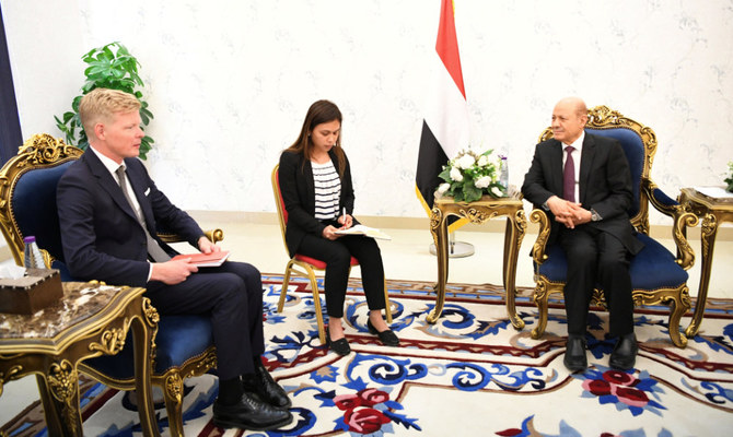 Head of Yemen's Presidential Leadership Council Rashad Al-Alimi meets with the United Nations envoy for Yemen Hans Grundberg in Aden, Yemen May 10, 2022. (Reuters)