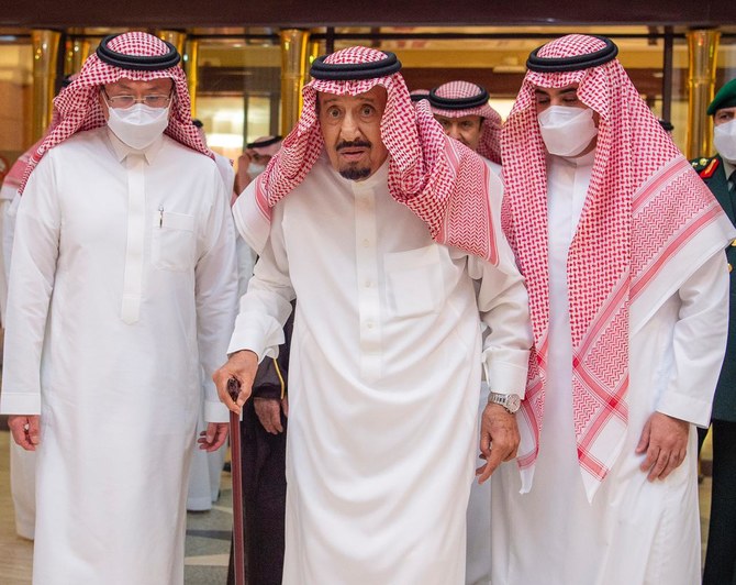 King Salman left King Faisal Specialist Hospital in Jeddah on Sunday evening. (SPA)