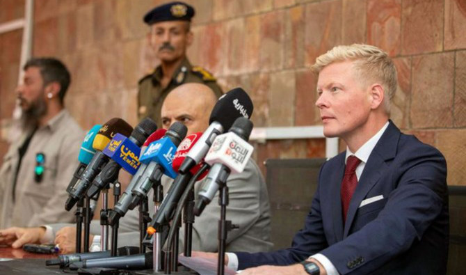 UN special envoy for Yemen Hans Grundberg called on all of those involved to negotiate “in good faith” and take urgent action to reach an agreement on restoring freedom of movement and improving the living conditions of the people of Yemen. (AFP/File)