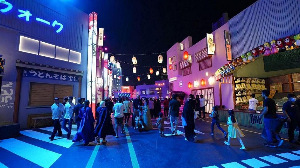 Fans of anime gathering at the launch of “Anime Village” in Jeddah Season 2022. (SPA)