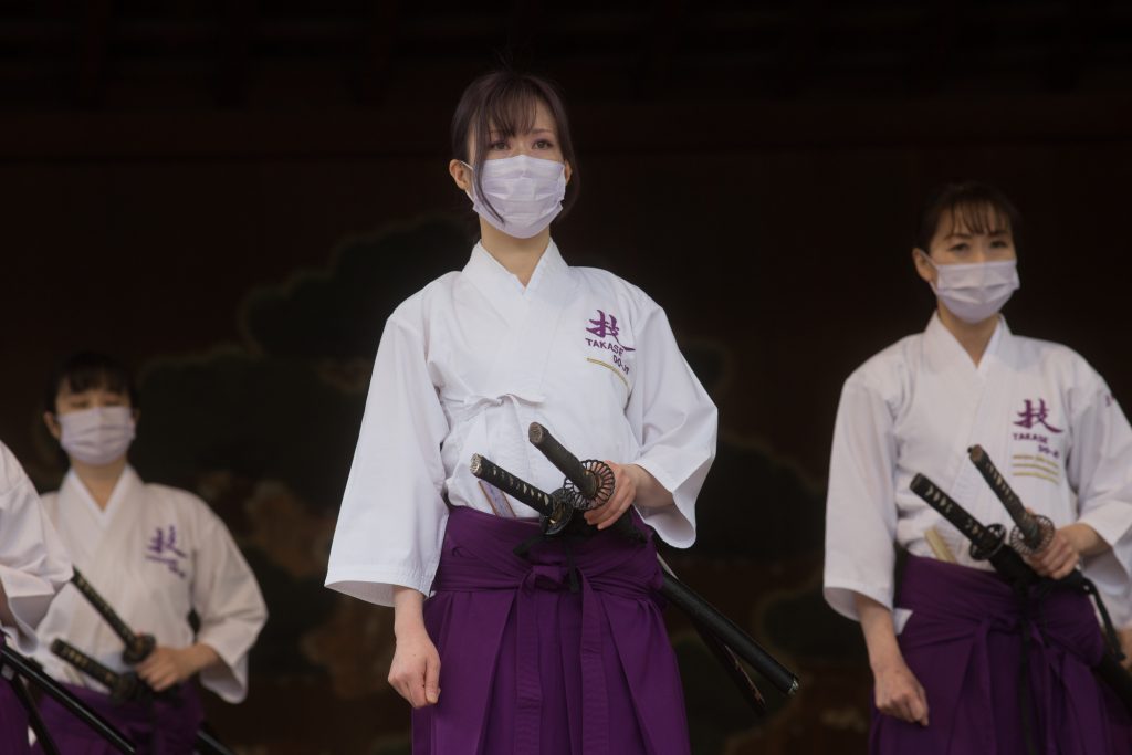 The First Sword School for Actors held a performance at Yasukuni Shrine on Sunday. (ANJP/ Pierre Boutier)