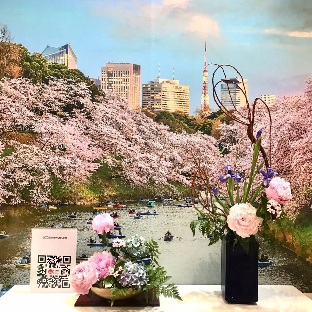 Over 30,000 participants, including 1,500 exhibitors and attendees from 150 countries were at ATM 2022, and Japan National Tourism Organization (JNTO) was one of the main exhibitors. (ANJP)