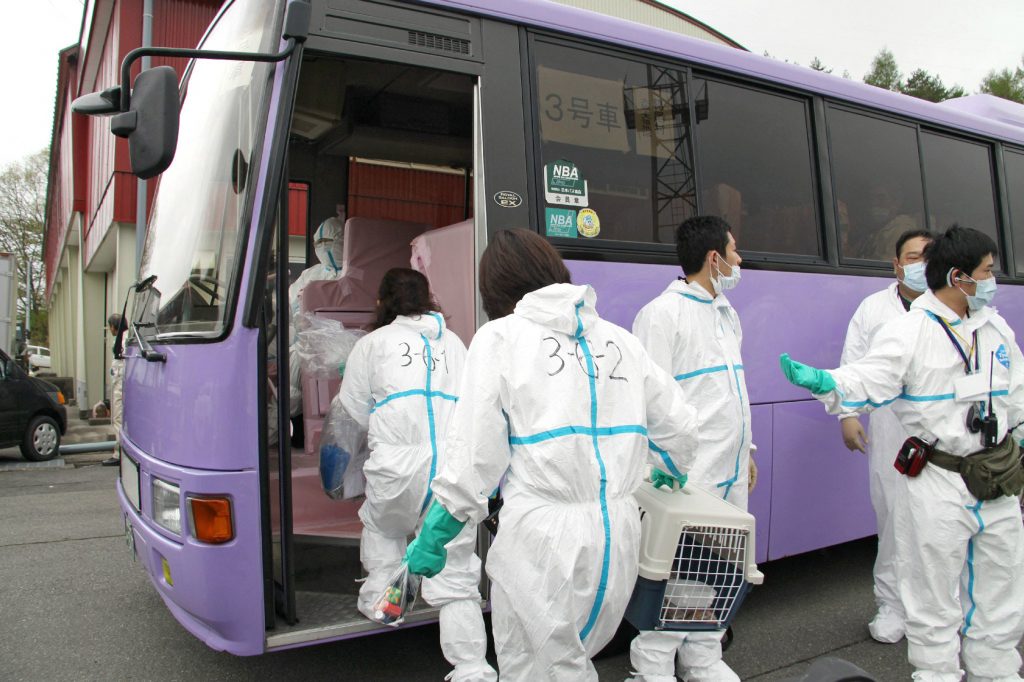  The Japanese government imposed a no-entry zone around the plant on April 21, banning residents from entering a 20-km radius around the Fukushima nuclear plant.  (AFP)