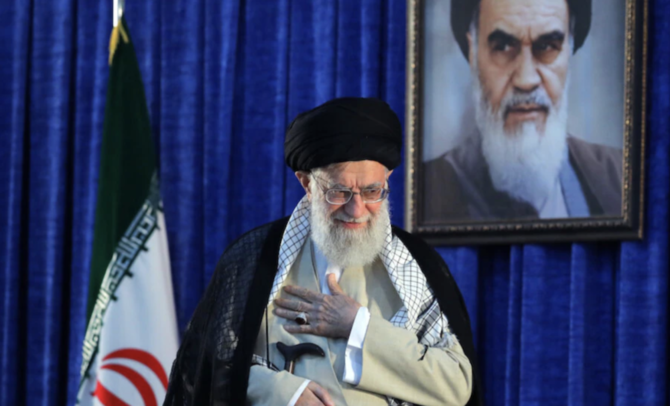 Resistance activists in Iran disrupted parts of the nation’s security apparatus, senior figures told Arab News, as the country prepared to mark the anniversary of the death of Ayatollah Ruhollah Khomeini. (Reuters/File Photo)