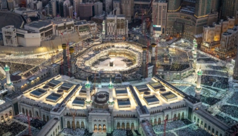 Saudi Arabia’s Ministry of Hajj and Umrah has developed a portal through which pilgrims from Europe, America, and Australia can register electronically for Hajj 2022. (@ReasahAlharmain)