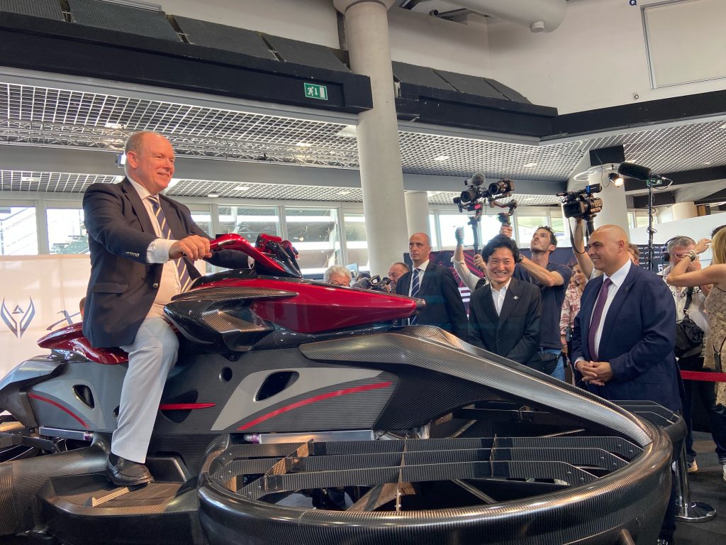 Hoverbike manufacturer ALI Technologies to expand business worldwide, including the Middle East, following sales in Japan. (A.L.I. Technologies Inc.)