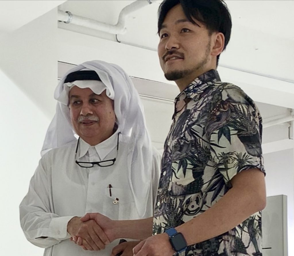 Artist Youssef Ahmad of Qatar (left) and Japanese artist Hayaki Nishigaki. (ANJ photo)