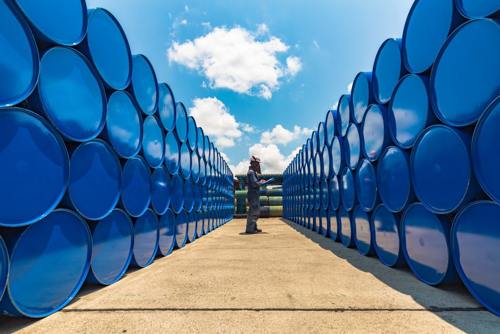 Japan's import of crude oil slightly in April reached 87.59 million barrels. (Shutterstock)