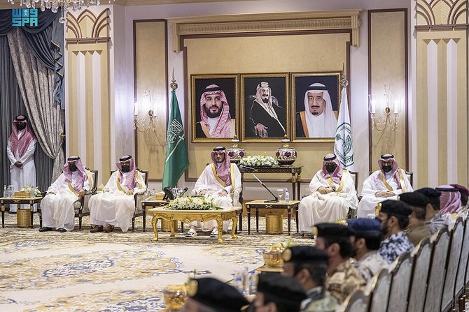 Saudi Interior Minister Prince Abdulaziz bin Saud bin Naif praised the efforts of security and military personnel in ensuring a safe Hajj. (SPA)