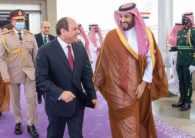 Egypt’s President Abdel Fattah el-Sisi, was received at King Abdulaziz International Airport by Crown Prince Mohammed bin Salman. (SPA)
