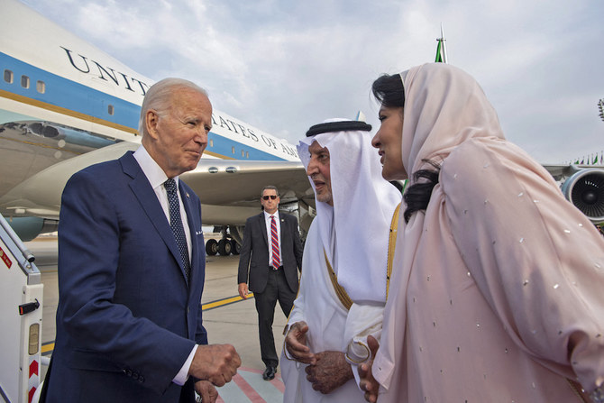 Makkah governor Prince Khaled Al-Faisal and Princess Reema bint Bandar Al-Saud, Saudi Arabia's ambassador to Washington, welcoming US President Joe Biden in Jeddah. (AFP)