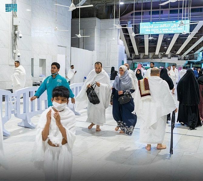 The new Umrah season began on Saturday, with authorities in the Kingdom receiving visa requests from July 14. (SPA)