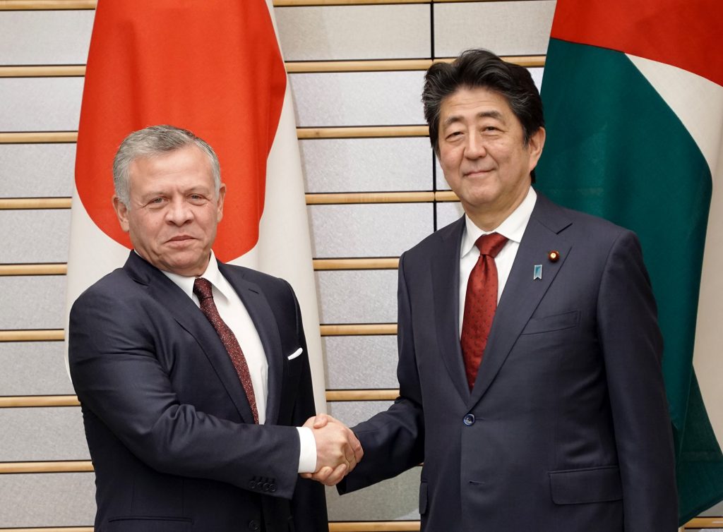 Ex-PM Abe Shinzo and Jordan's King Abdullah II. 