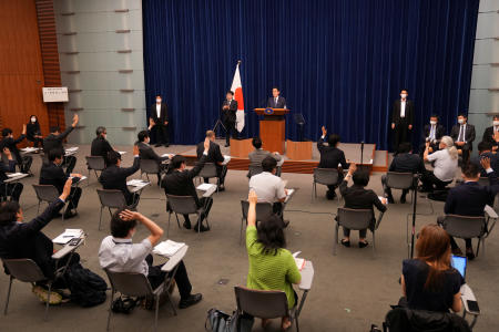 Members of the media attend a news conference of Japan's Prime Minister Fumio Kishida at his official residence in Tokyo, Japan July 14, 2022. (Reuters)