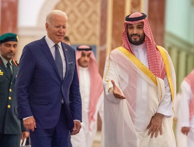 Joe Biden received at Al-Salam Palace in Jeddah by Crown Prince Mohammed bin Salman. (SPA)