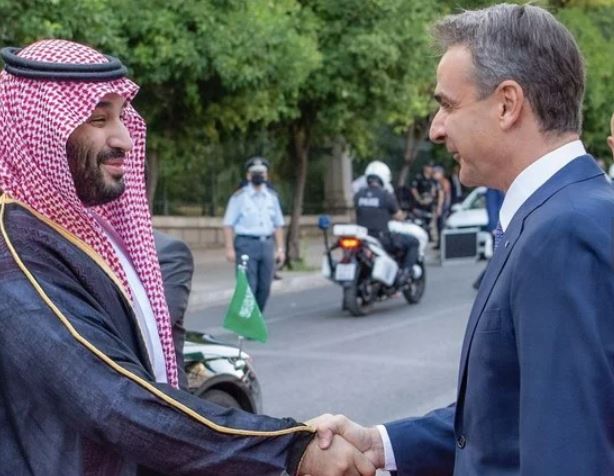 Saudi Arabia’s Crown Prince Mohammed bin Salman is greeted by Greece’s Prime Minister Kyriakos Mitsotakis in Athens. (SPA)