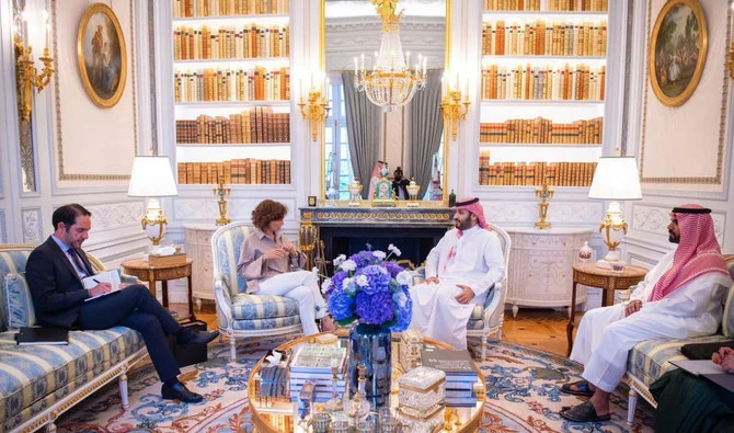 Saudi Culture Minister Prince Badr bin Abdullah bin Farhan and Princess Haifa bint Abdulaziz Al-Mogrin, the Kingdom’s permanent representative to the UNESCO, attended the meeting. (SPA)