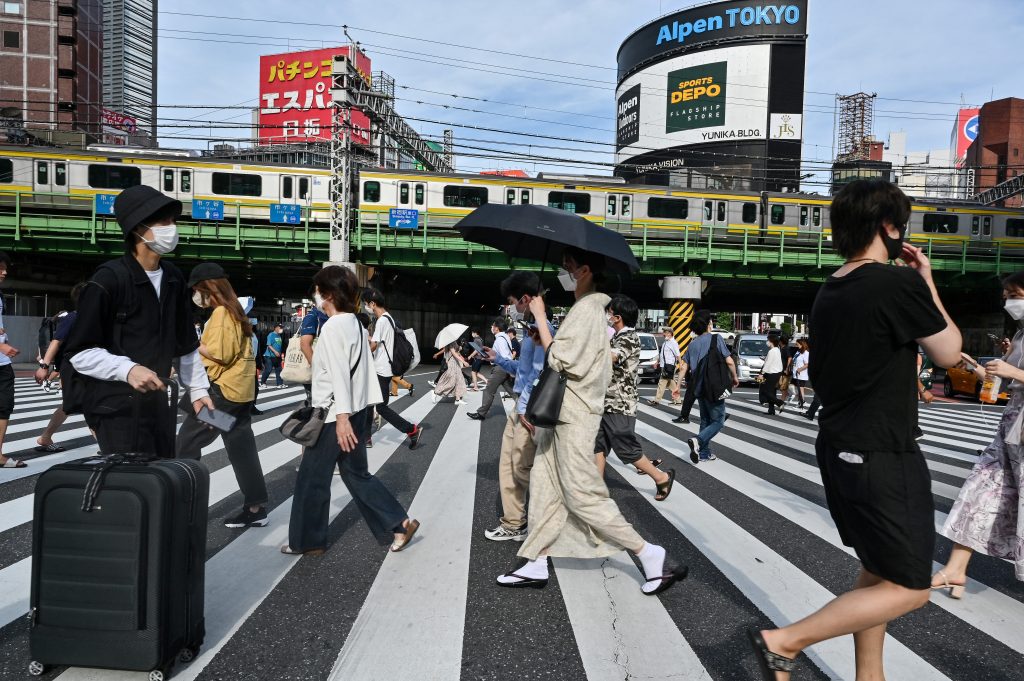 The four--Miyagi, Ibaraki, Tottori and Saga--submitted applications by Monday to shift from the current system requiring medical institutions to report detailed information on all positive cases. (AFP)