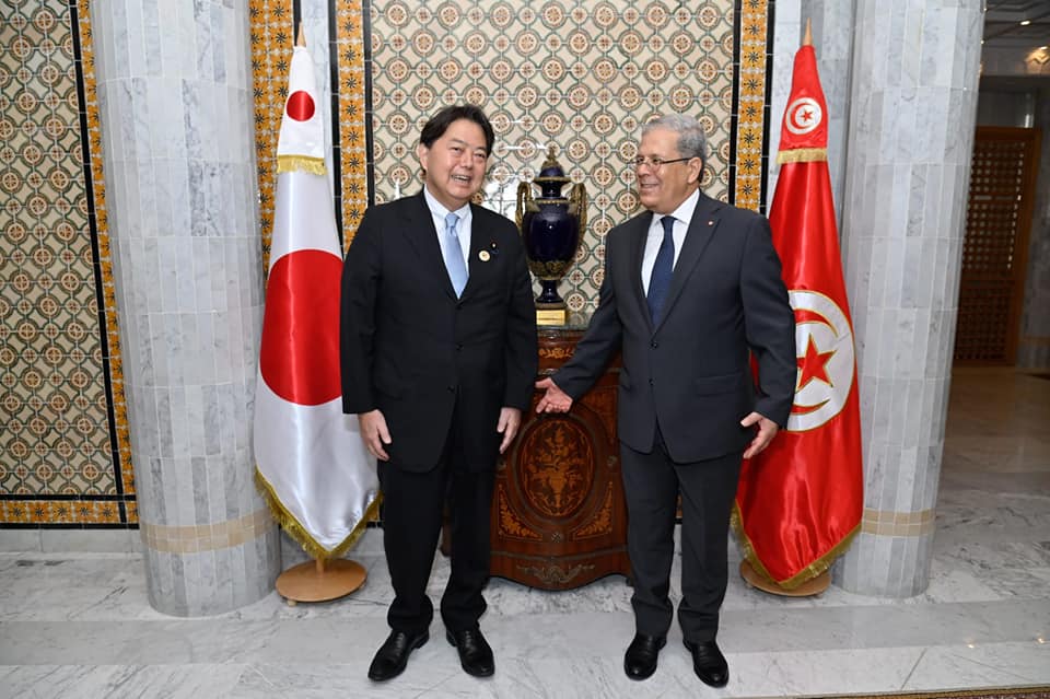 Japanese Foreign Minister Yoshimasa Hayashi and his counterpart, the Tunisian Foreign Minister Othman Jerandi meeting in Tunisia's capital, Tunis, Aug. 26, 2022. (Facebook/Ministry of foreign affairs, migration and Tunsians abroad).