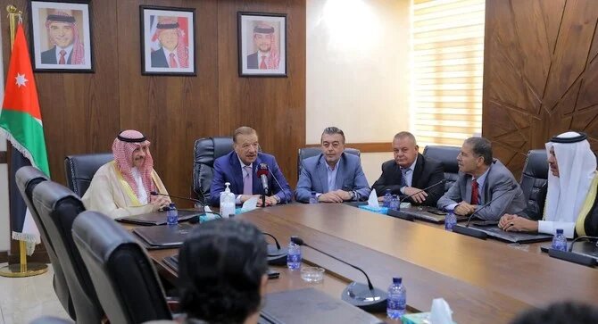 Saudi Arabia’s ambassador to Amman Nayef bin Bandar Al-Sudairi, left, Jordanian Senate president Faisal Fayez. (Petra)