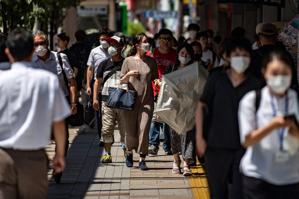 Tokyo reported 25,277 new cases of COVID-19 infection on Saturday, up by 1,504 from a week before.