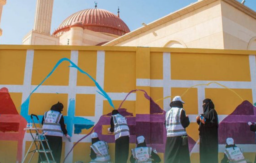 Artists from Hail are using thamudic to adorn the city’s landmarks including its gates, the regional airport, and King Fahd road. (Supplied)