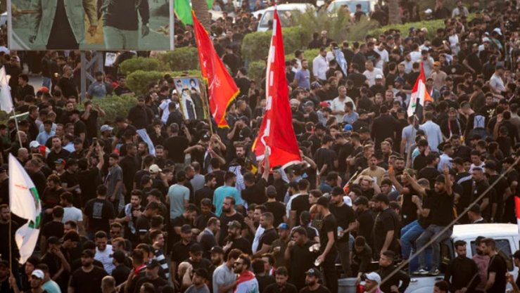 Demonstrators in Basra said they supported Sadr’s protest and were tired of government corruption. (AFP/File)