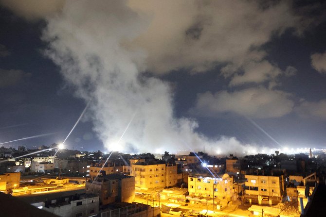 Smoke billows from the site of a reported Israeli strike in Rafah in the southern Gaza Strip on August 6, 2022. (Said Khatib / AFP)