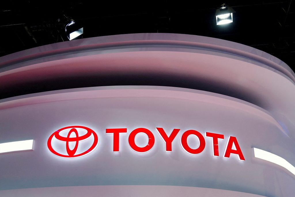 Toyota Motor Corp lowered its October production target by to about 750,000 vehicles due to a shortage of semiconductors. (File photo/ Reuters)