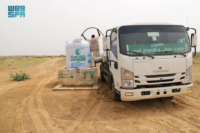 KSRelief project pumped 744,000 liters of usable water and 73,000 liters of potable water to needy communities in Hajjah Governorate in one week. (SPA)