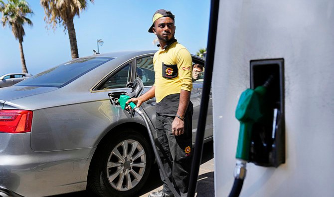 The gas gallon (20-liter) increased by 20,000 Lebanese pounds with the price of 1 gallon hitting 638,000 pounds, subject to exchange rate fluctuations. (AP)