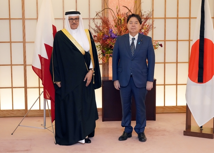 Hayashi expressed his appreciation for the visit by Minister Zayani to Japan to attend the State Funeral for Former Prime Minister ABE Shinzo. (MOFA)