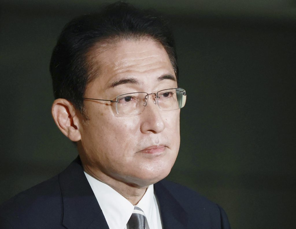 Fumio Kishida sends a message of condolences to South Korean President Yoon Suk-yeol. (AFP)