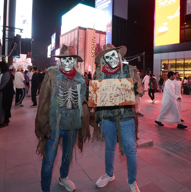Spooky season festivities began in Riyadh after the Boulevard was transformed into a venue-wide costume party during the “Scary Weekend” event. (AN Photo/Saleh AlGhannam)