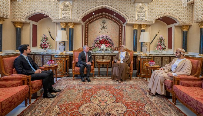 Jordan’s King Abdullah II and Oman’s Sultan Haitham bin Tariq meet on Wednesday in Muscat. (Oman News Agency)