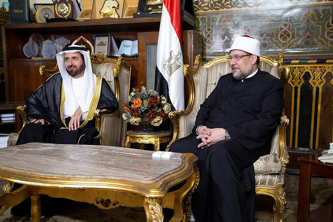 Egyptian ministry of interior discusses with Saudi ministry of Hajj cooperation in organizing the Hajj season. (SPA)