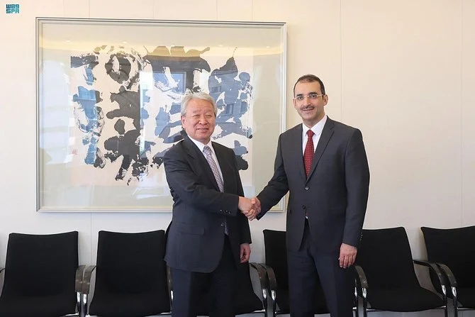 CEO of the Saudi Fund for Development Sultan Al-Marshad meets Akihiko Tanaka, the CEO of the Japan International Cooperation Agency, in Tokyo. (SPA)
