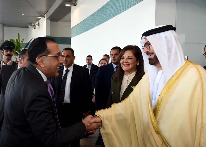 Egyptian PM Mostafa Madbouly welcomes UAE Minister of Cabinet Affairs Mohammed Abdullah Al-Gergawi in Cairo. (Photo shared by Egypt’s Minister of Planning & Economic Development Hala Elsaid on Twitter)