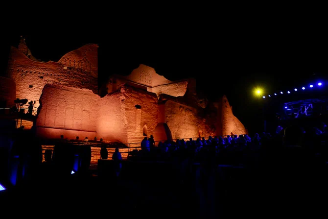 The festival kicked off with a dazzling light show. (AN photo Abdulaziz Al-Noman)