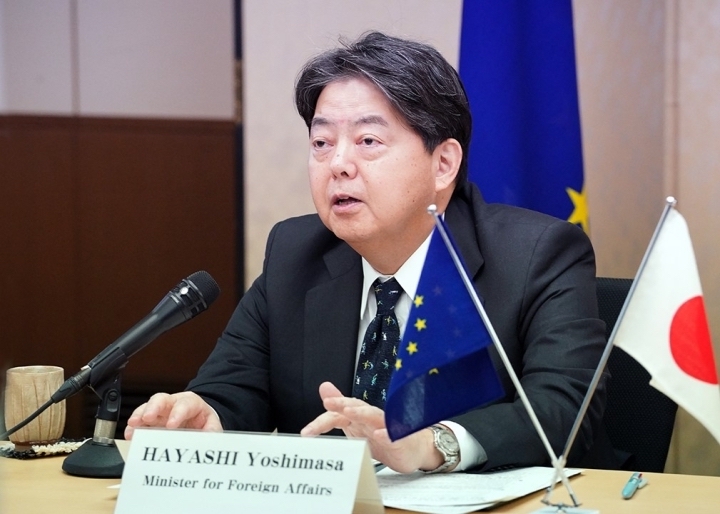 Japanese Foreign Minister HAYASHI Yoshimasa stated that Japan and the EU need to further deepen their cooperation in order to address current important international economic issues. (MOFA)