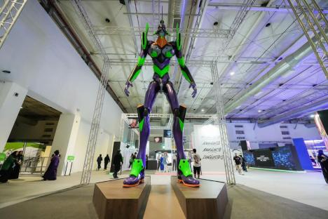 Anime lovers will look up to one of their heroes following the arrival of a six-meter-tall Evangelion statue at Saudi Anime Expo, part of Riyadh Season 2022 festivities. (Photo by Lojien Gassem)