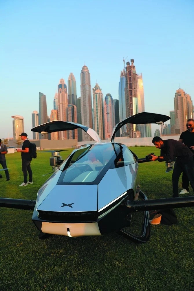 The futuristic two-seater X2 is equipped with an intelligent flight control system and autonomous flight capabilities. (WAM)