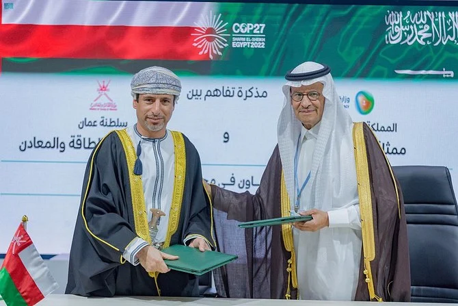 Saudi Energy Minister Prince Abdulaziz bin Salman and his Omani counterpart Salim Nasser Al Awfi . (SPA)
