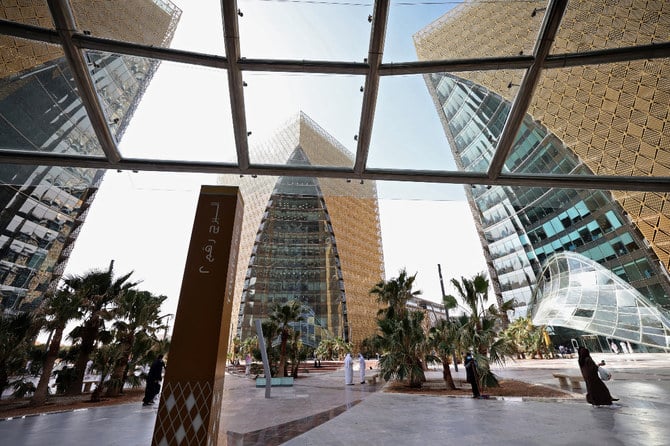 The changes to the visa schemes have been approved during Tuesday’s cabinet meeting in Riyadh. (File/AFP)