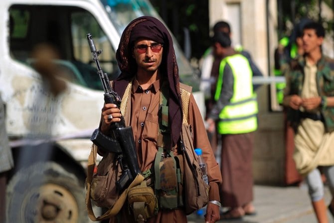 Prisoners held at the Houthi-run Intelligence Prison in Sanaa’s Shamlan area went on hunger strike. (AFP/File)