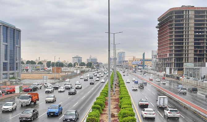 The Saudi Civil Defense said that light to heavy rain and strong wind are expected. (SPA/File)