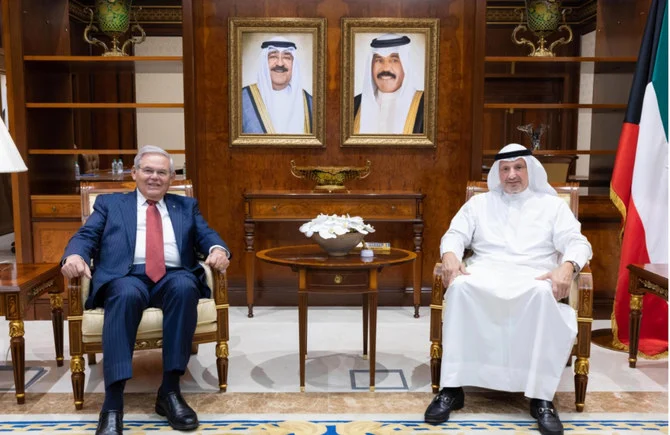 Kuwait’s Foreign Minister Sheikh Salem Abdullah Al-Jaber Al-Sabah discussed ties with New Jersey Senator Bob Menendez. (KUNA)