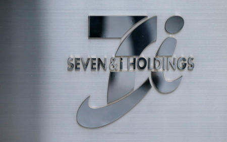 The logo of Seven & I Holdings is seen at its headquarters in Tokyo, Japan December 6, 2017. (Reuters)